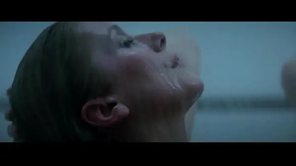 Catherine Deneuve in The Hunger (1983 Filem baharu terbaik