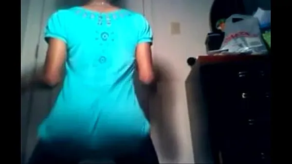 teen dancing and shaking her ass on cam pantyless Film baru terbaik