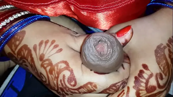 सर्वश्रेष्ठ Sexy delhi wife showing nipple and rubing hubby dick नई फ़िल्में