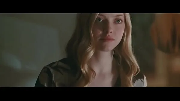 최고의 Amanda Seyfried Showing Big Boobs & Riding - Chloe 새 영화