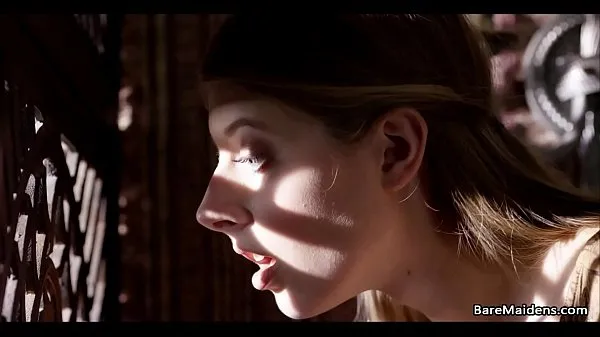 최고의 Needy medieval maid touching herself - Alyce Anderson - BARE MAIDENS 새 영화