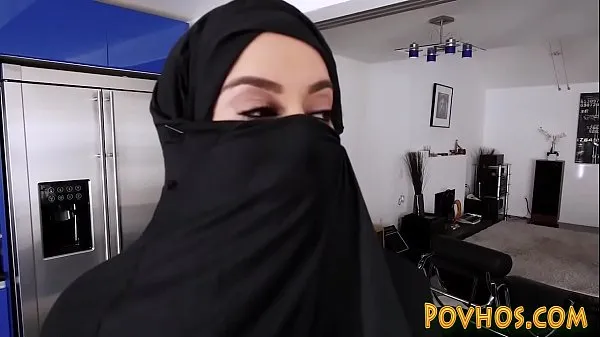I migliori Tettona ragazza araba pov divorando il cazzo e farsi scoparenuovi film