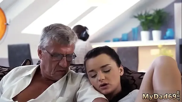 Bästa grandpa fucking with her granddaughter's friend nya filmer