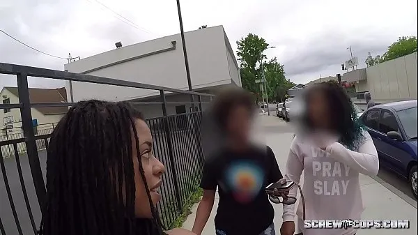 Καλύτερες CAUGHT! Black girl gets busted sucking off a cop during rally νέες ταινίες