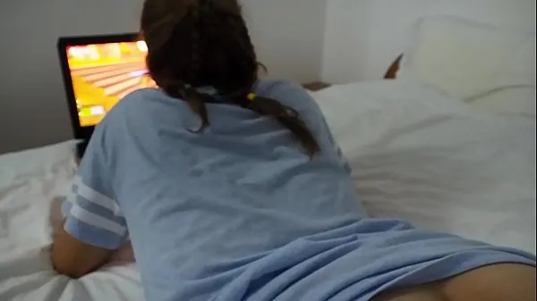 Gamer Girl Fucked while Playing WoW Phim mới hay nhất