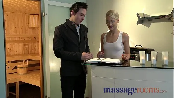 Beste Massage Rooms Uma rims guy before squirting and pleasuring another nye filmer