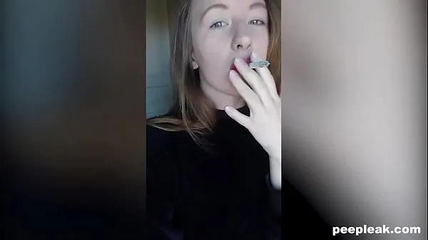 สุดยอด Taking a Masturbation Selfie While Having a Smoke ภาพยนตร์ใหม่