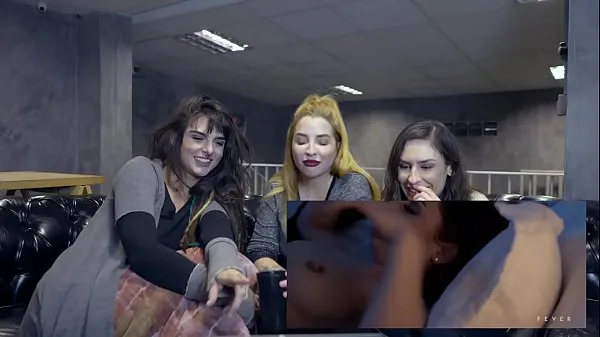 Beste PORN REACT uncensored! Dread Hot, Clara Aguilar and Emme White watching porn nye filmer