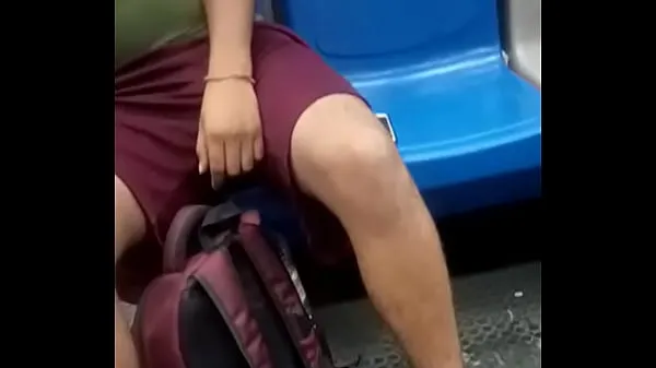 Beste Chavo in shorts with bulge nye filmer