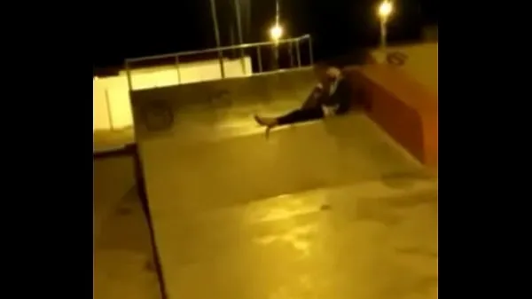 Beste HITTING AT 3 AM ON THE SKATE COURSE A SMALL ON THE SKATE COURSE THINKING ABOUT NOTES d.0 AND CAPITALISM COUNTING AND THE PLAQUE d.0 AND THE CURRENCY d. ABOVE MY SKATEBOARD THINKING OF MINE crippled by TASTY ROAST nieuwe films