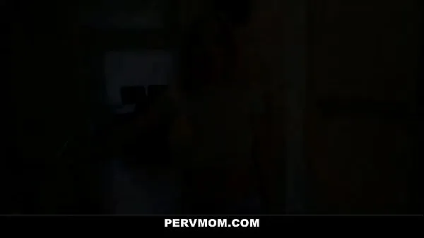 최고의 Hot MILF StepMom Oral Orgasm By Young Stepson - PervMom 새 영화