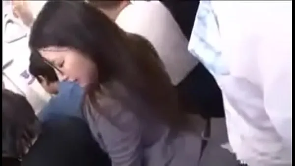 Beste Japanese girl in suit getting fucked on the bus nye filmer