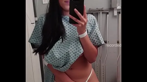 최고의 Quarantined Teen Almost Caught Masturbating In Hospital Room 새 영화