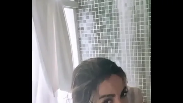 Bästa Anitta leaks breasts while taking a shower nya filmer
