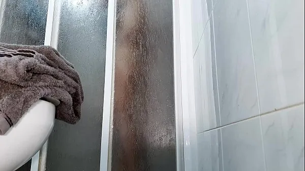 Hidden camera spying on sexy wife in the shower Filem baharu terbaik