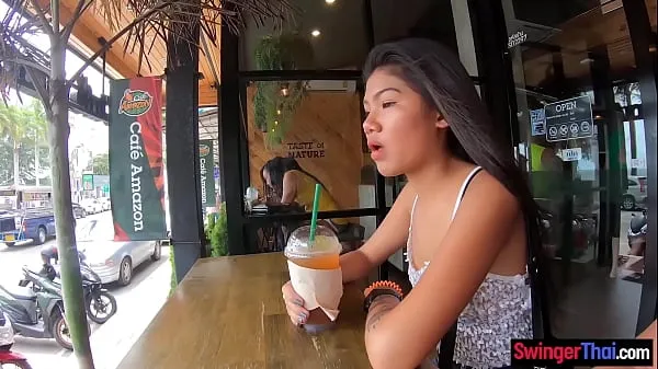 Amateur Asian teen beauty fucked after a coffee Tinder date Filem baharu terbaik