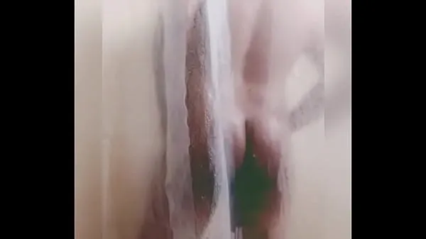 I migliori Shay Silvers fa un culo succoso sotto la doccianuovi film