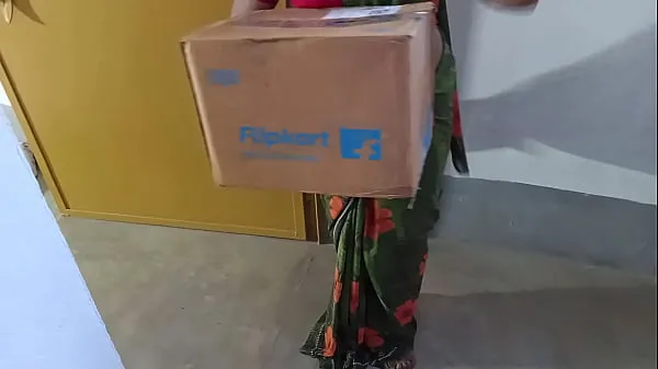Best Get fucked from flipkart delivery boy instead of money when my husband not home new Movies
