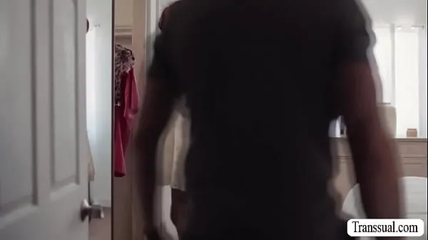 Skinny shemale caught by her stepdad wearing the clothes of her .Instead of getting mad,he licks her ass and barebacks it after Film baru terbaik