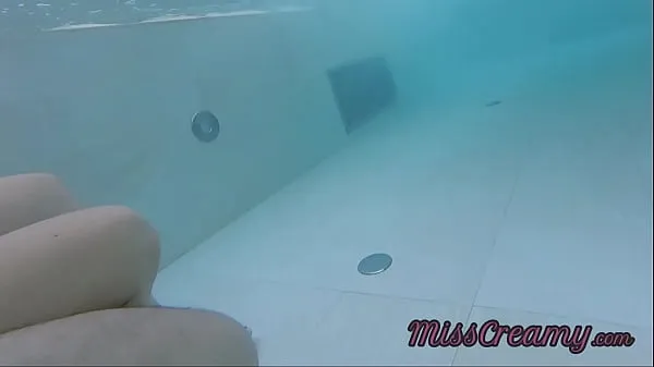 Nejlepší nové filmy (Flashing my dick in front of a young girl in public pool and helps me masturbate - it's very risky with people near - MissCreamy)