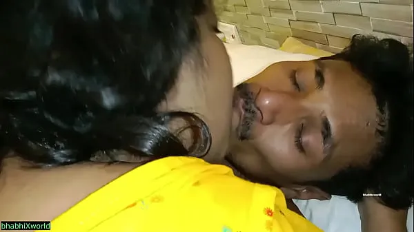 En iyi Hot beautiful Bhabhi long kissing and wet pussy fucking! Real sex yeni Film