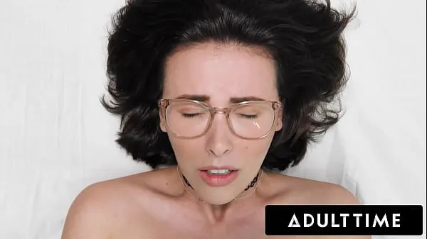 Najboljši ADULT TIME - How Women Orgasm With Casey Calvert novi filmi