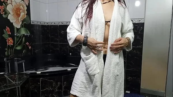 Bedste THE SENSUAL GODDESS MILF SHOWS HER WET ASS IN THE JACUZZI nye film
