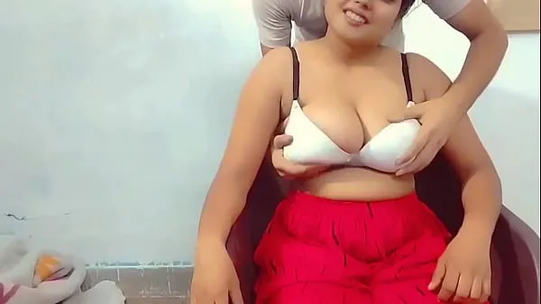 Bedste My landlady made me give her a massage. Then I caught her boobs were very big xxx soniya nye film
