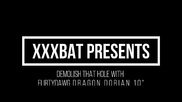 En iyi Xxxbat destroys the hole with Flirtydawg Dragon Dorian 10inch yeni Film