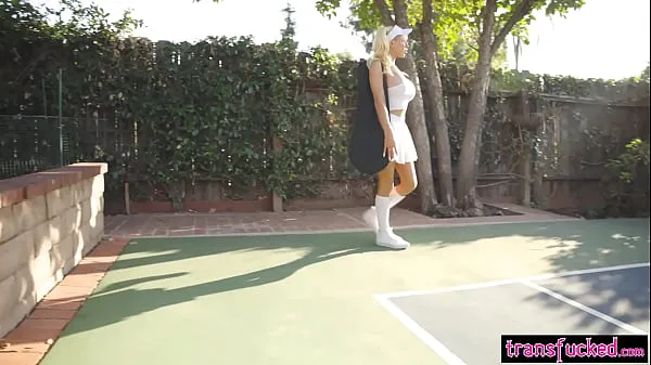 सर्वश्रेष्ठ Private tennis practice and rough sex with horny shemale Brittney Kade नई फ़िल्में