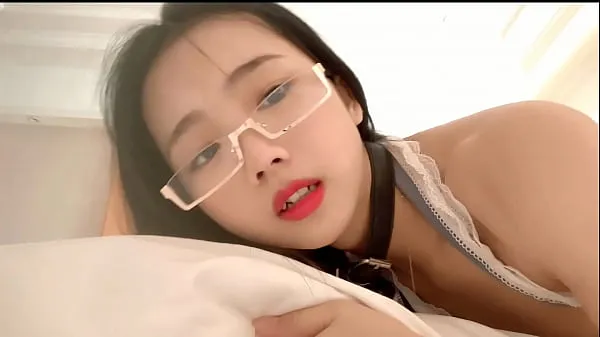 The heroine is available for an appointment] She slapped her face in a private video, her eyes blurred and she gradually climaxed Film baru terbaik
